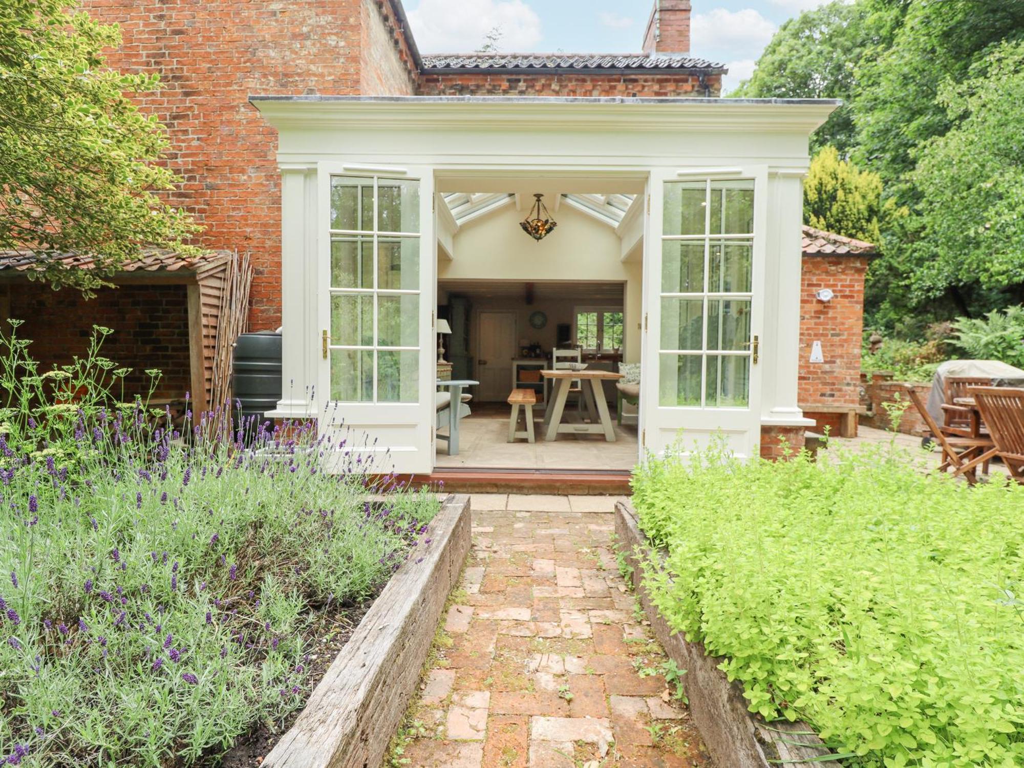 Sunny Cottage Грантъм Екстериор снимка